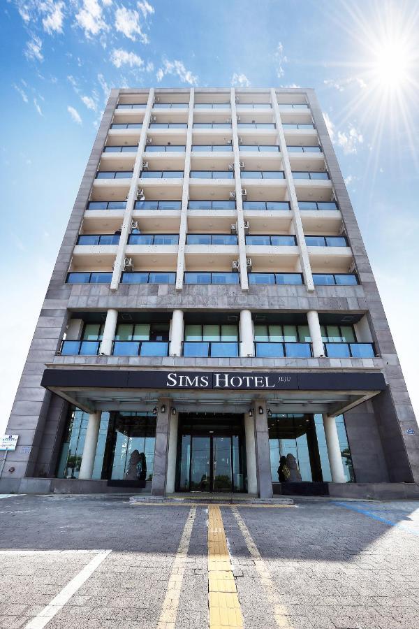 Sims Hotel Jeju Exteriör bild